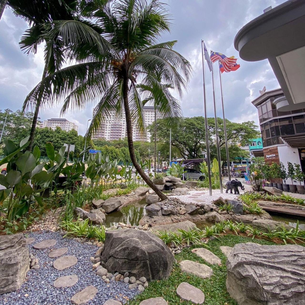 Hotel Maluri Kuala Lumpur Exterior photo